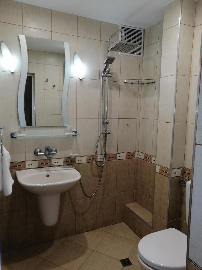 Yanakiev'S Central Apartment Burgas Stad Buitenkant foto